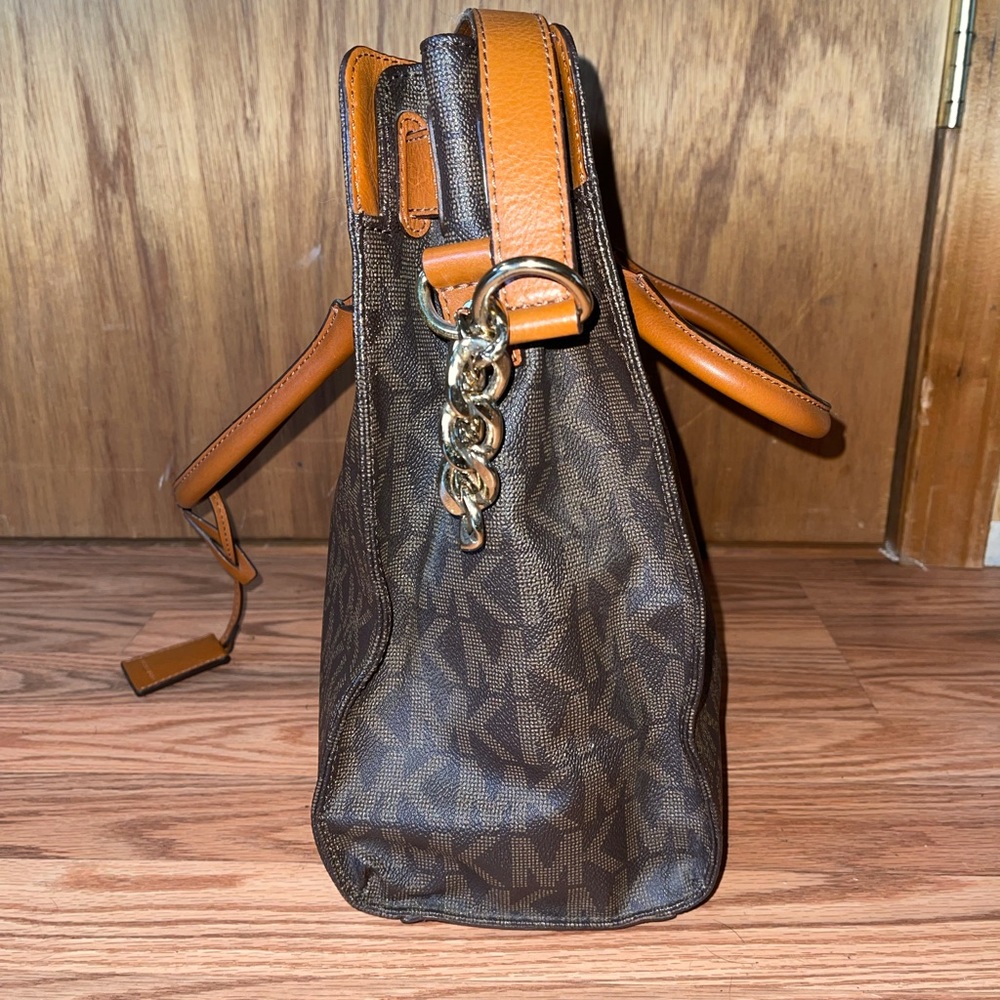 Michael Kors Tote - Picture 3 of 4